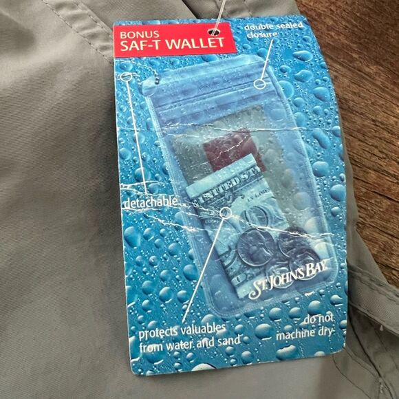 ST. JOHN'S BAY SWIM TRUNKS light grey Men’s Sz Medium NWT🏷 pockets , lined - Picture 3 of 15